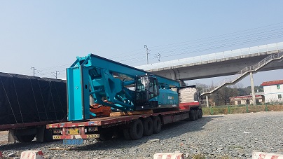 大型鉆孔機(jī)運(yùn)輸就找湖南長沙博遠(yuǎn)物流.jpg 大型鉆孔機(jī)運(yùn)輸就找湖南長沙博遠(yuǎn)物流.jpg