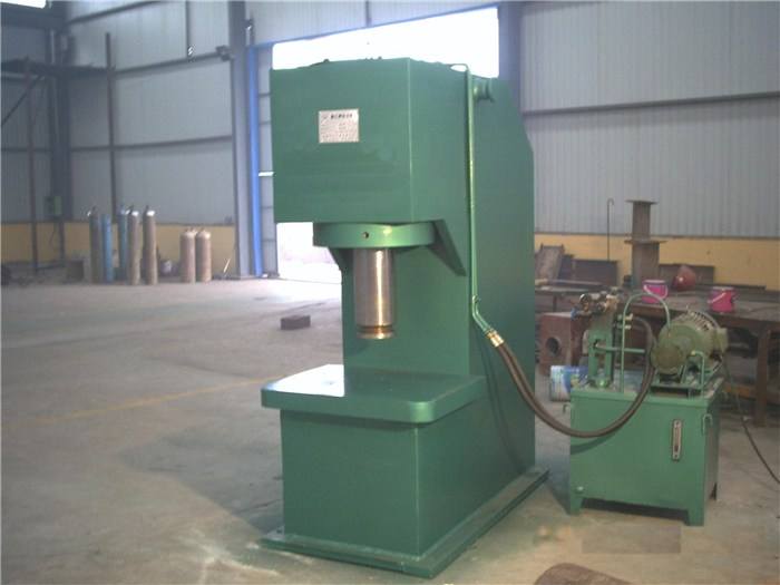 鍛壓機床.jpg 鍛壓機床.jpg