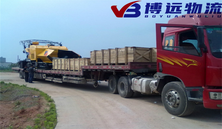 攤鋪機(jī)運(yùn)�?.jpg 攤鋪機(jī)運(yùn)�?.jpg